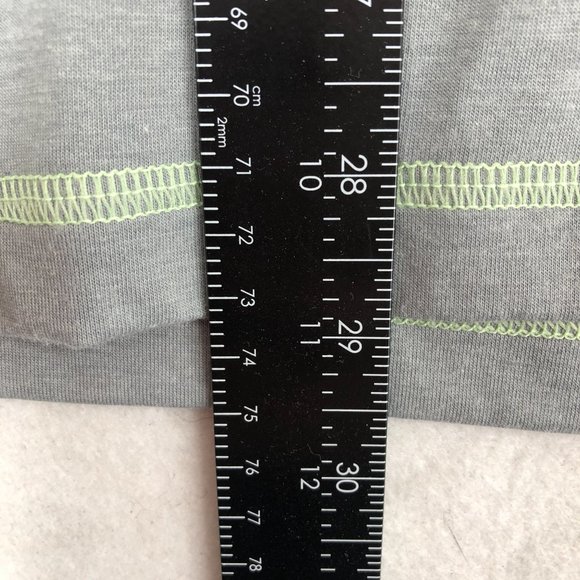 Alaskan Hardgear Duluth Trading Co Men's Size Medium Grey Standard Polo Shirt - Picture 6 of 9